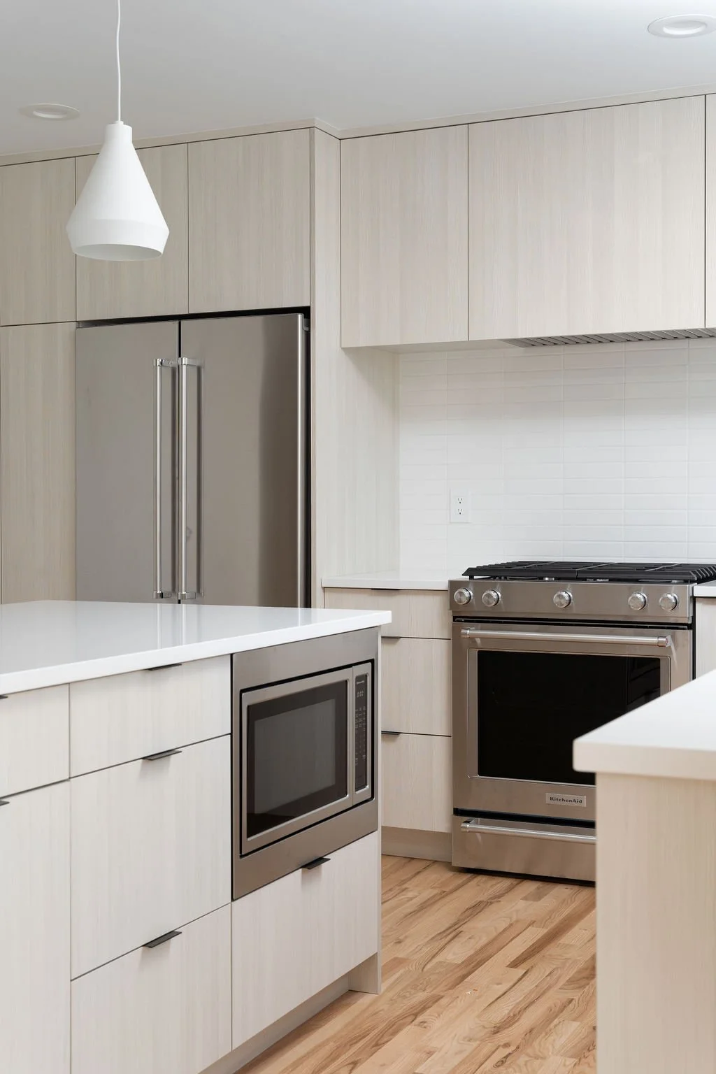 3075NinthSt.-Kitchen-2.jpg