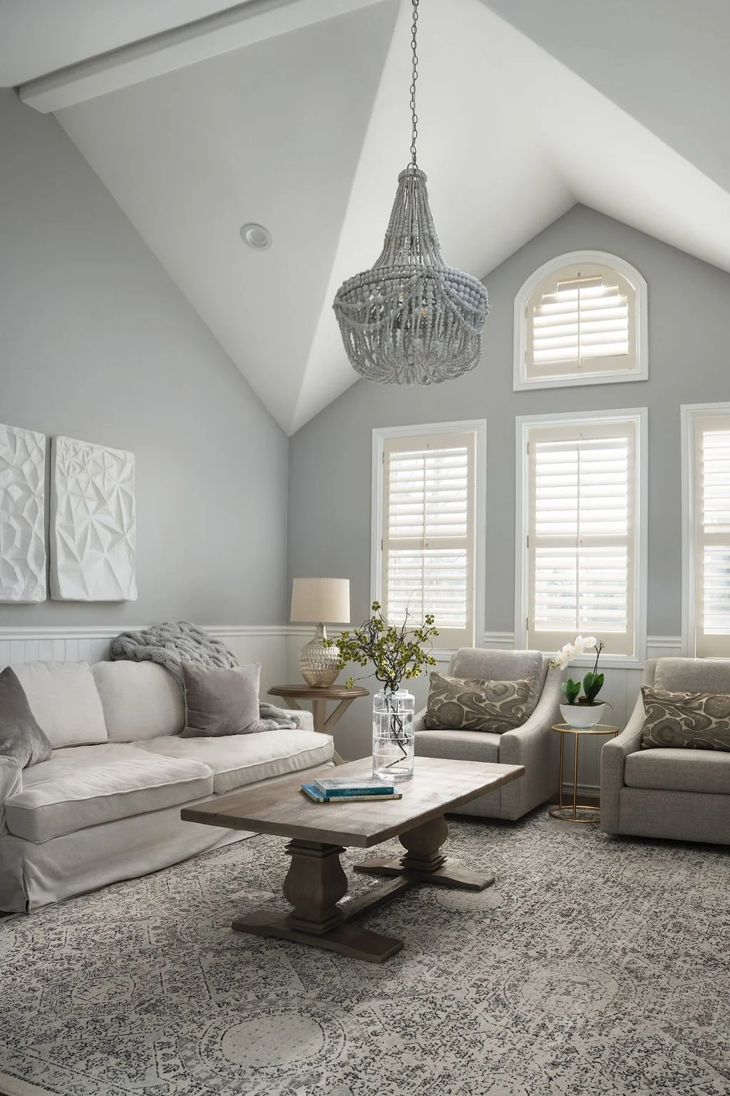 Erin-Ct_Masterbedroom-Seating-Area-2x3-Crop.jpg