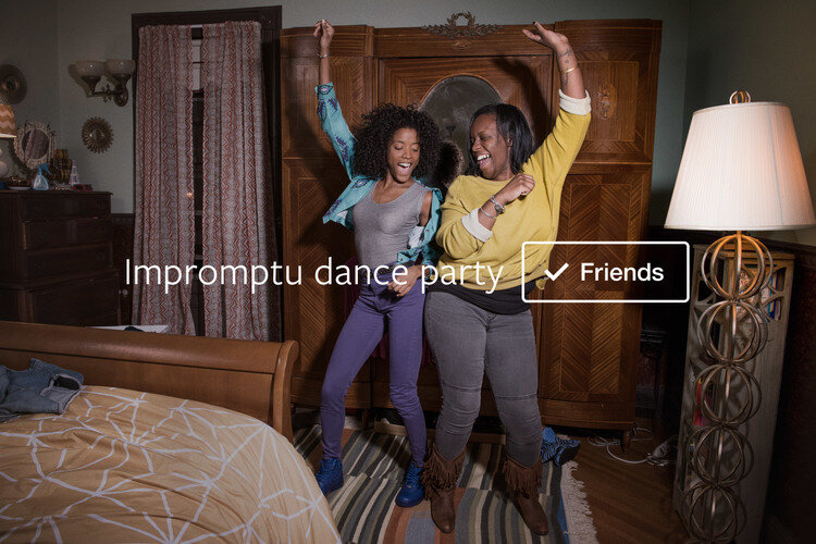 Impromptu+dance+party+Friends.jpg