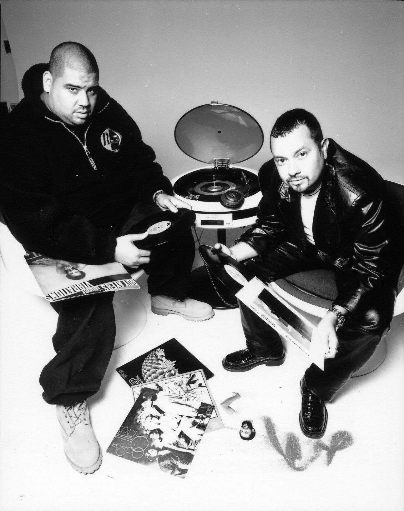 Kenny Dope & Louie Vega for album photo shoot, 1997 (Photo by Dah Len)