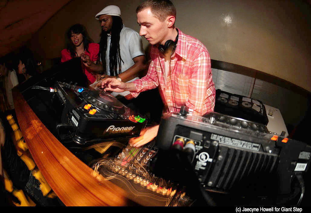 Benji B at Hudson in NYC, 2009 (Photo by Jaecyne Howell)