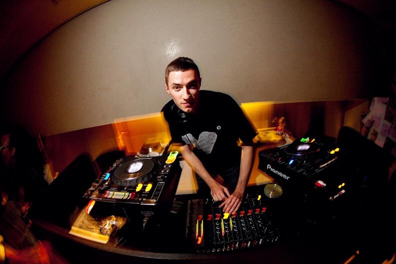 Benji B at Hudson in NYC, 2007 (Photo by Phillip Angert)
