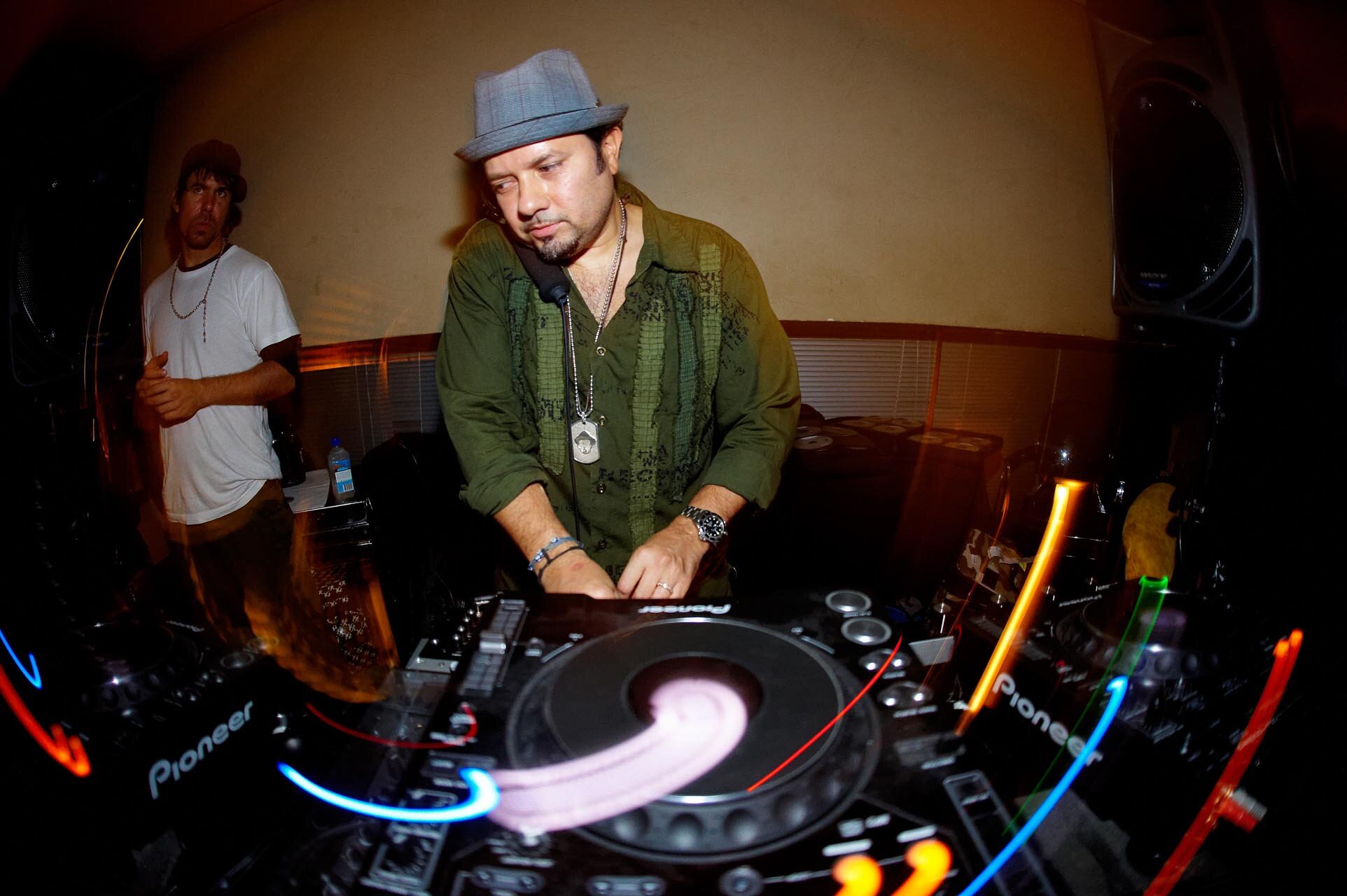 Louie Vega at Hudson in NYC, 2008 (Photo by Phillip Angert)