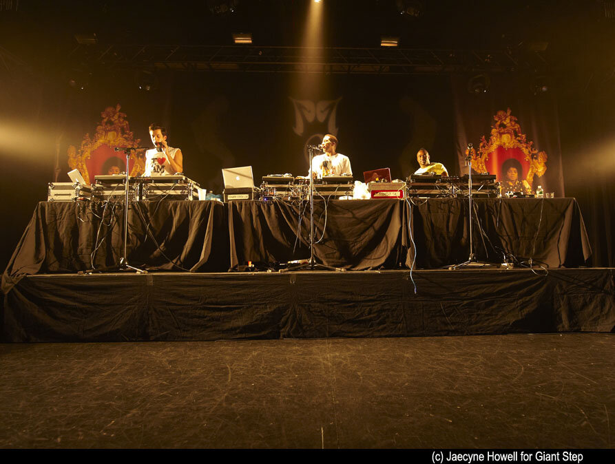 Mark Ronson, Q-Tip & DJ Spinna/Michael Jackson Celebration at Nokia Theatre in NYC, Aug 2009 (Photo by Jaecyne Howell)