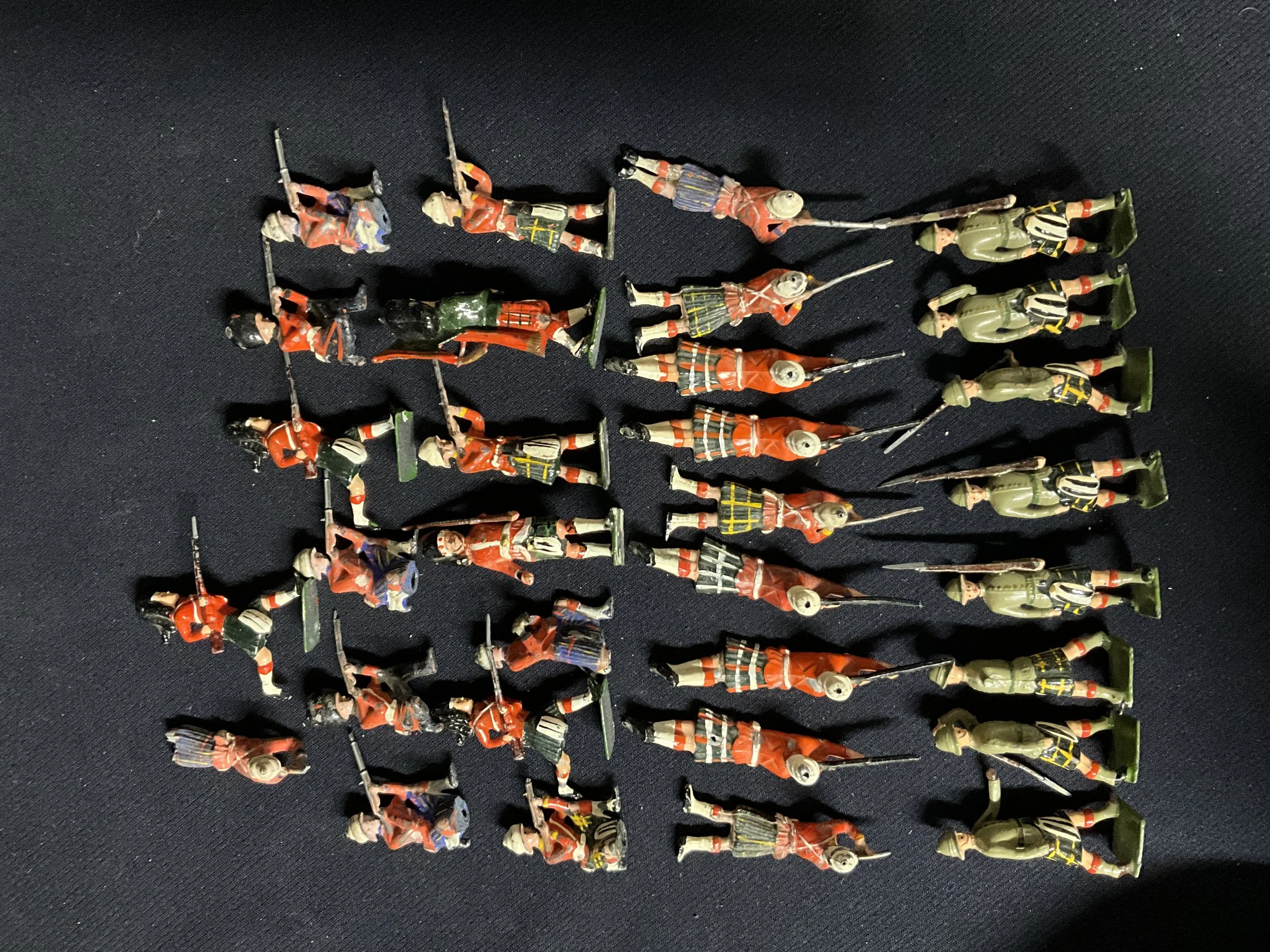 Britains Toy Soldiers Scots Lot - Lot C
