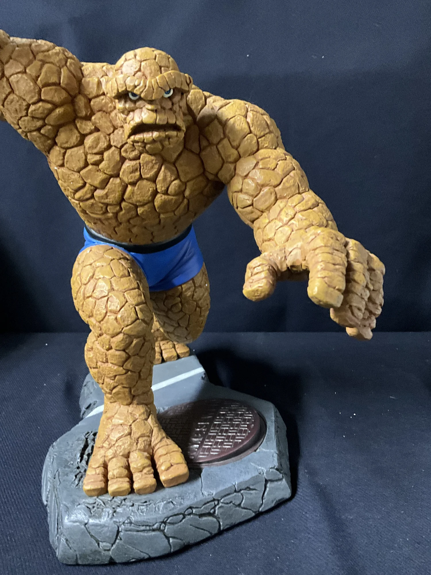 Marvel's The Thing Hard Hero Statue #390/1000 — Comicazi
