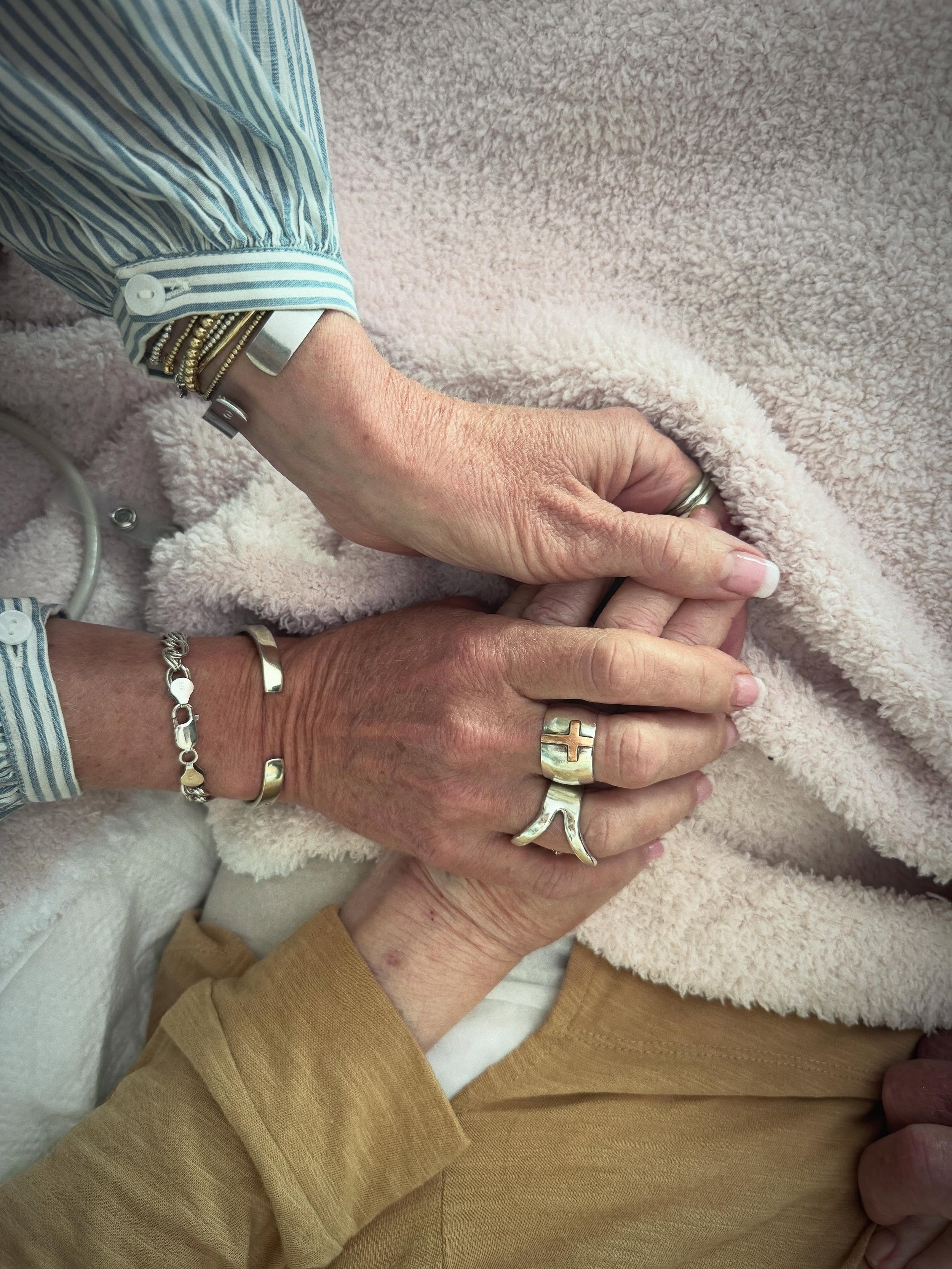 I honor you Mamma-it's been a privilege and greatest gift to be your daughter- forever in my heart. 🤍🕊️🙌🏼