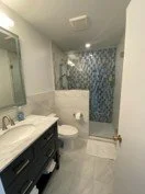 bathroom 2.jpg