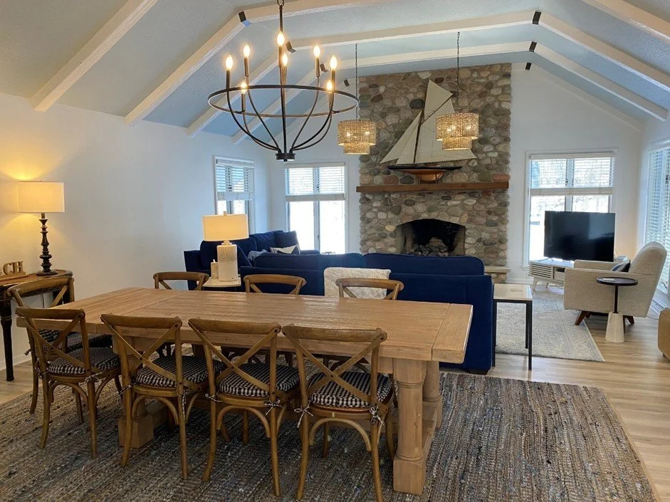 Great room w fireplace.jpg