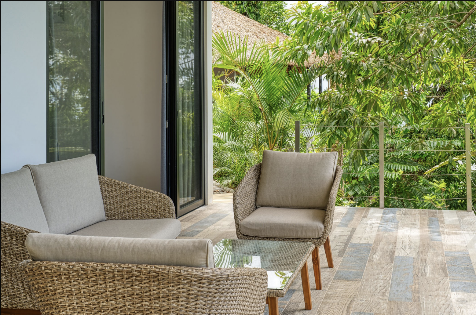 Pool house deck.png