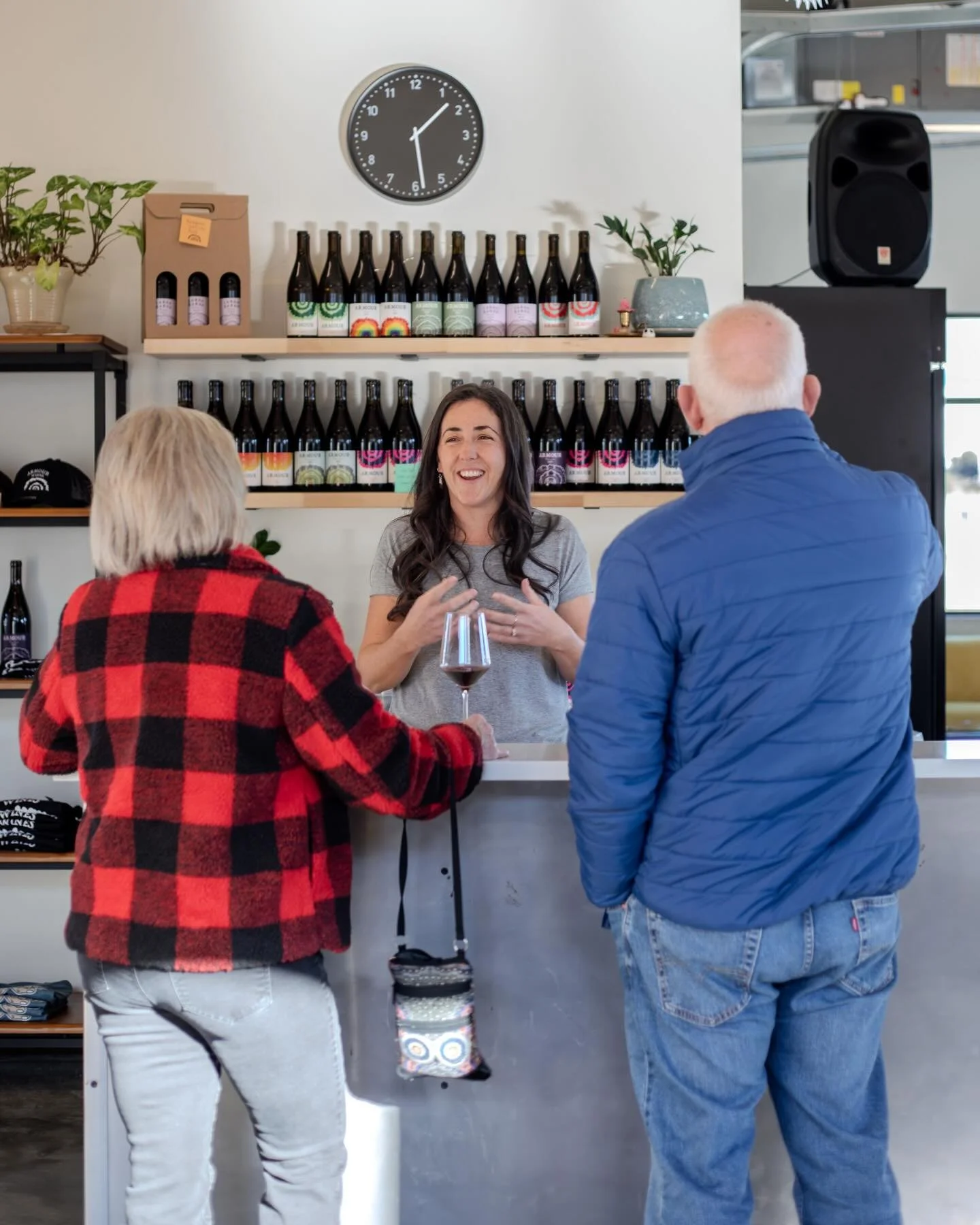 Tasting Room is open! 🌞🍷🪩🎉

Wednesday-Saturday, Noon-6pm

📷: @bleuphoto.co