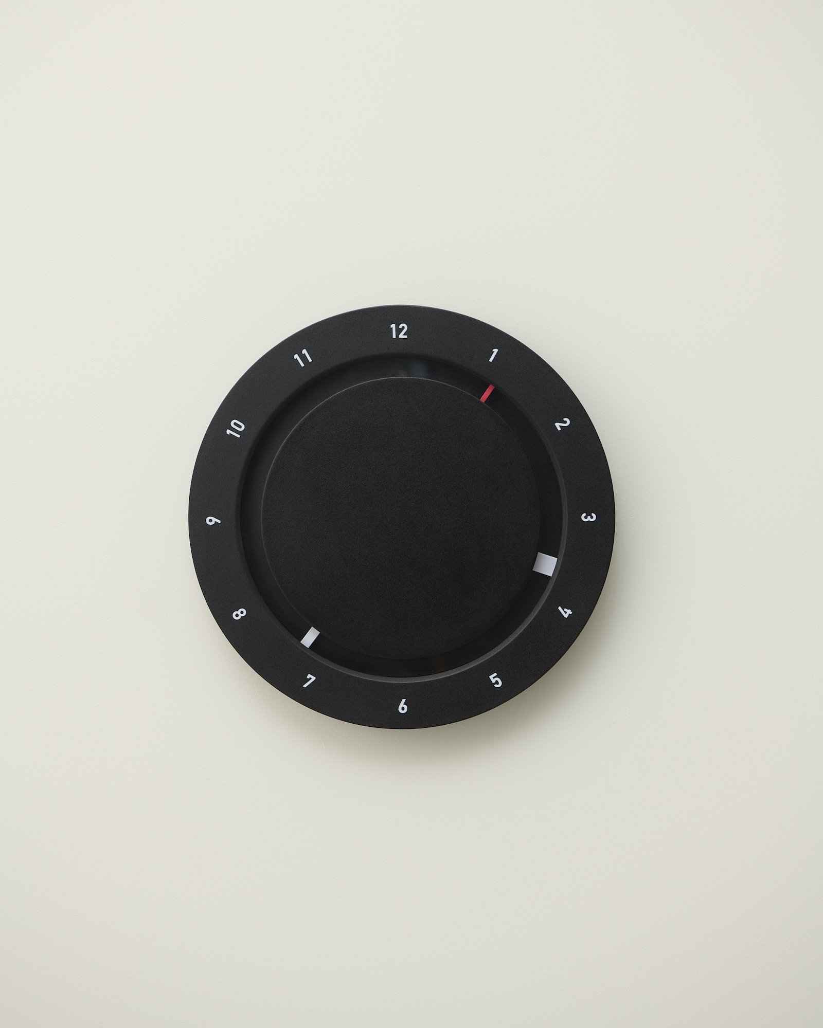 Le Mans wall clock by Julien Renault.