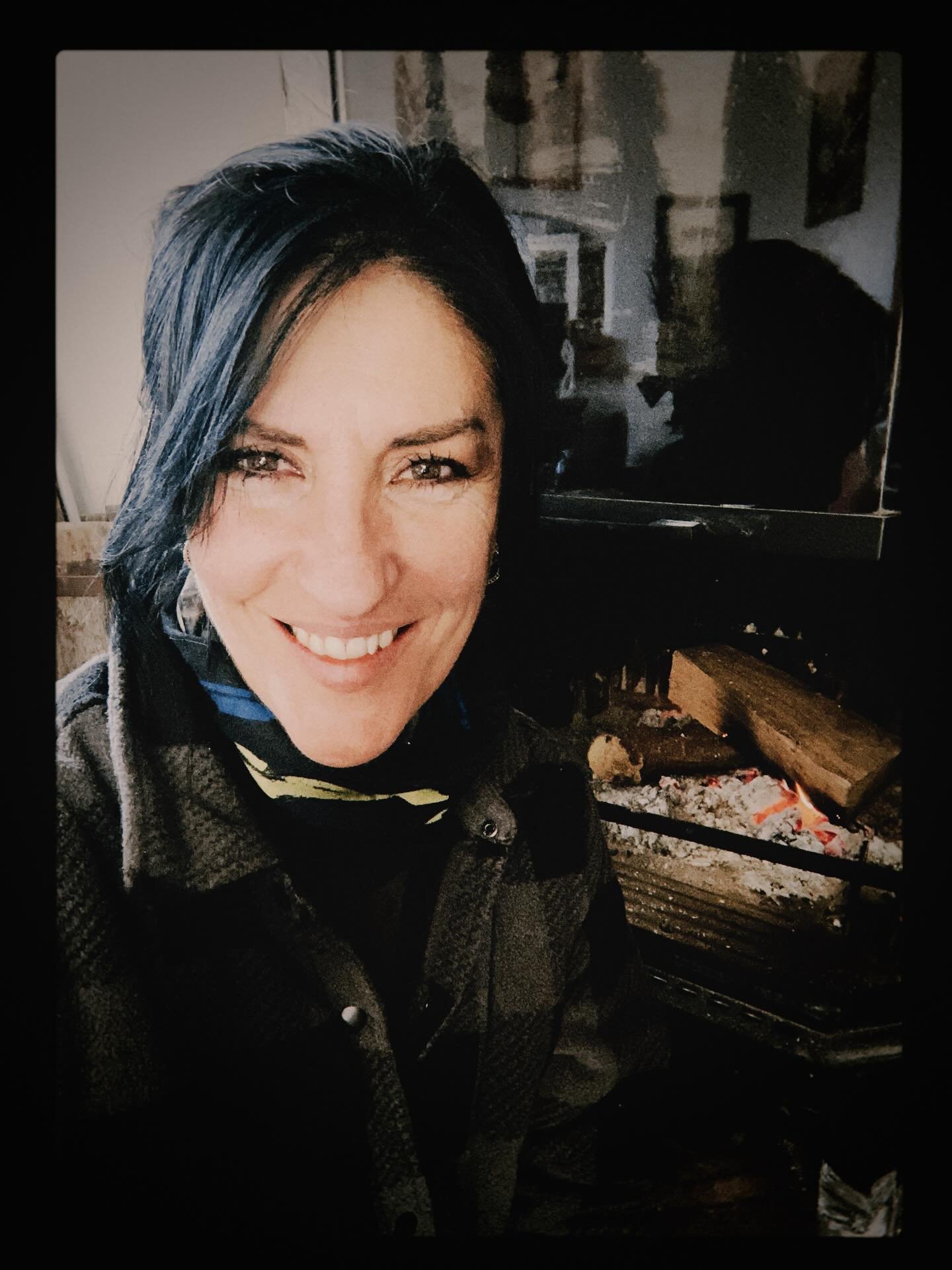 I have a million thoughts. I call them &ldquo;the fireplace thoughts .&rdquo;

#real #coachpam #mylifemywisdom #development #winter