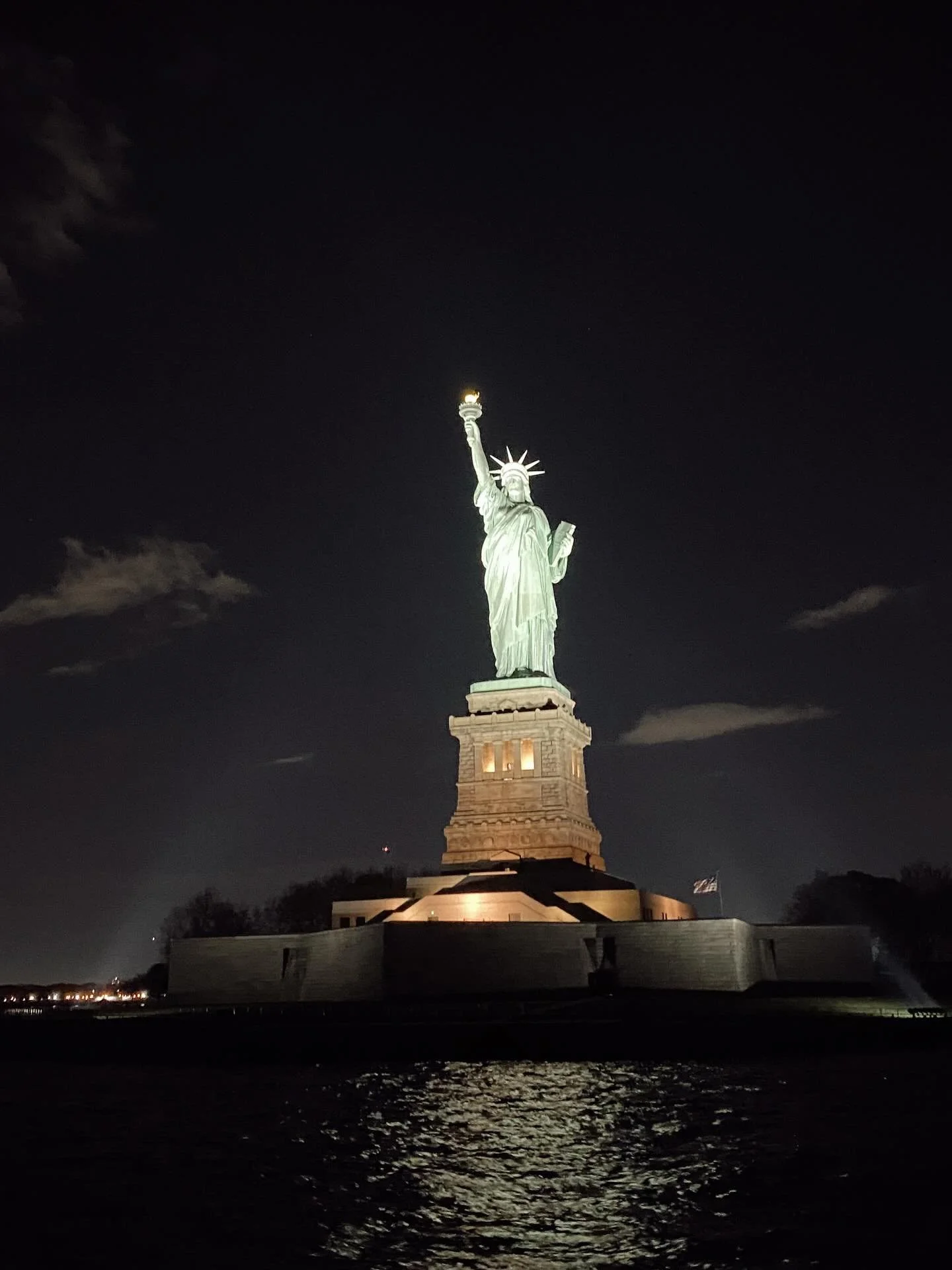 What can I say guys? It is simply majestic! 

#statueofliberty #newyork #manhattan #coaching #travel