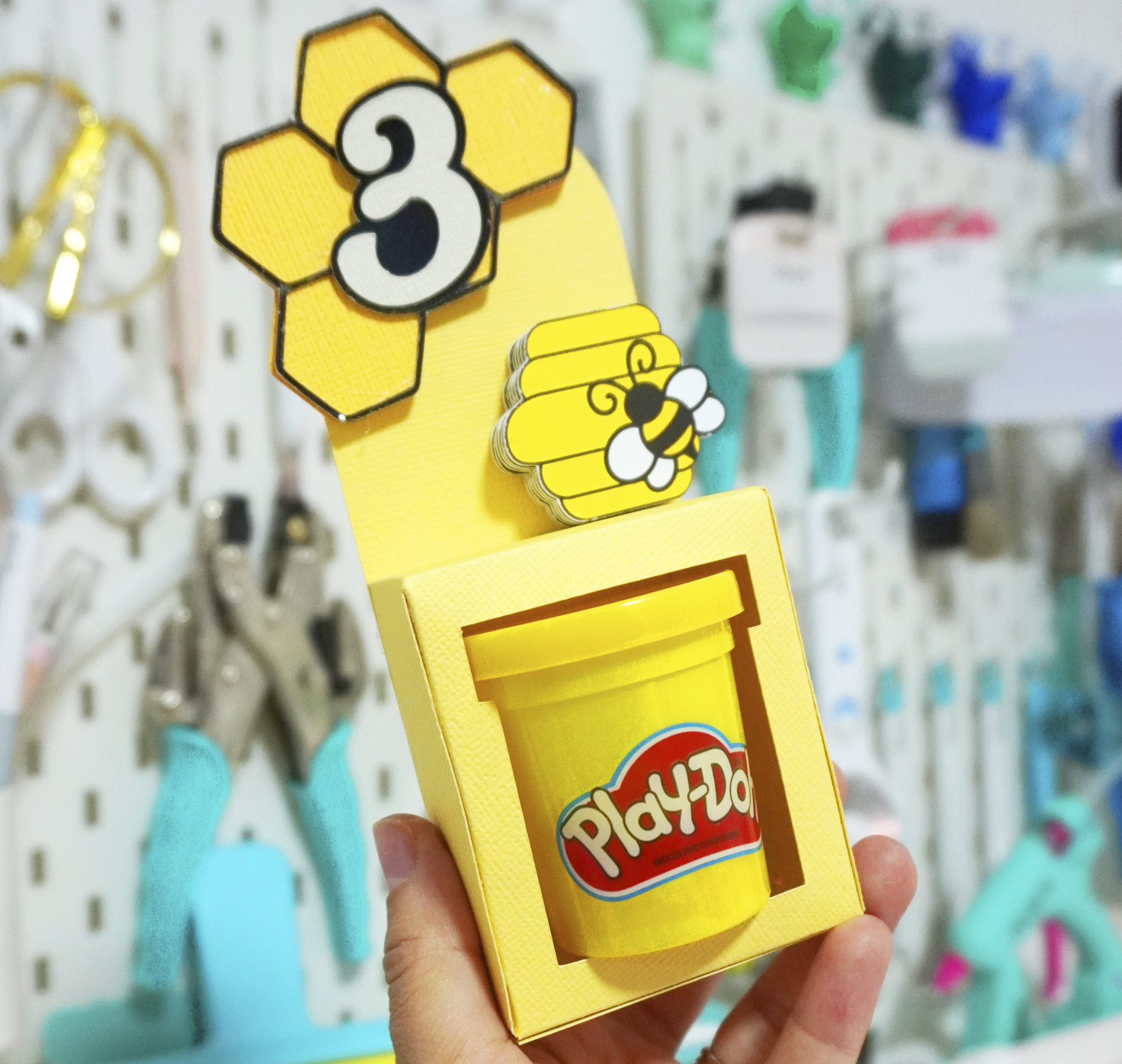 Bumblee Playdoh 2 oz svg