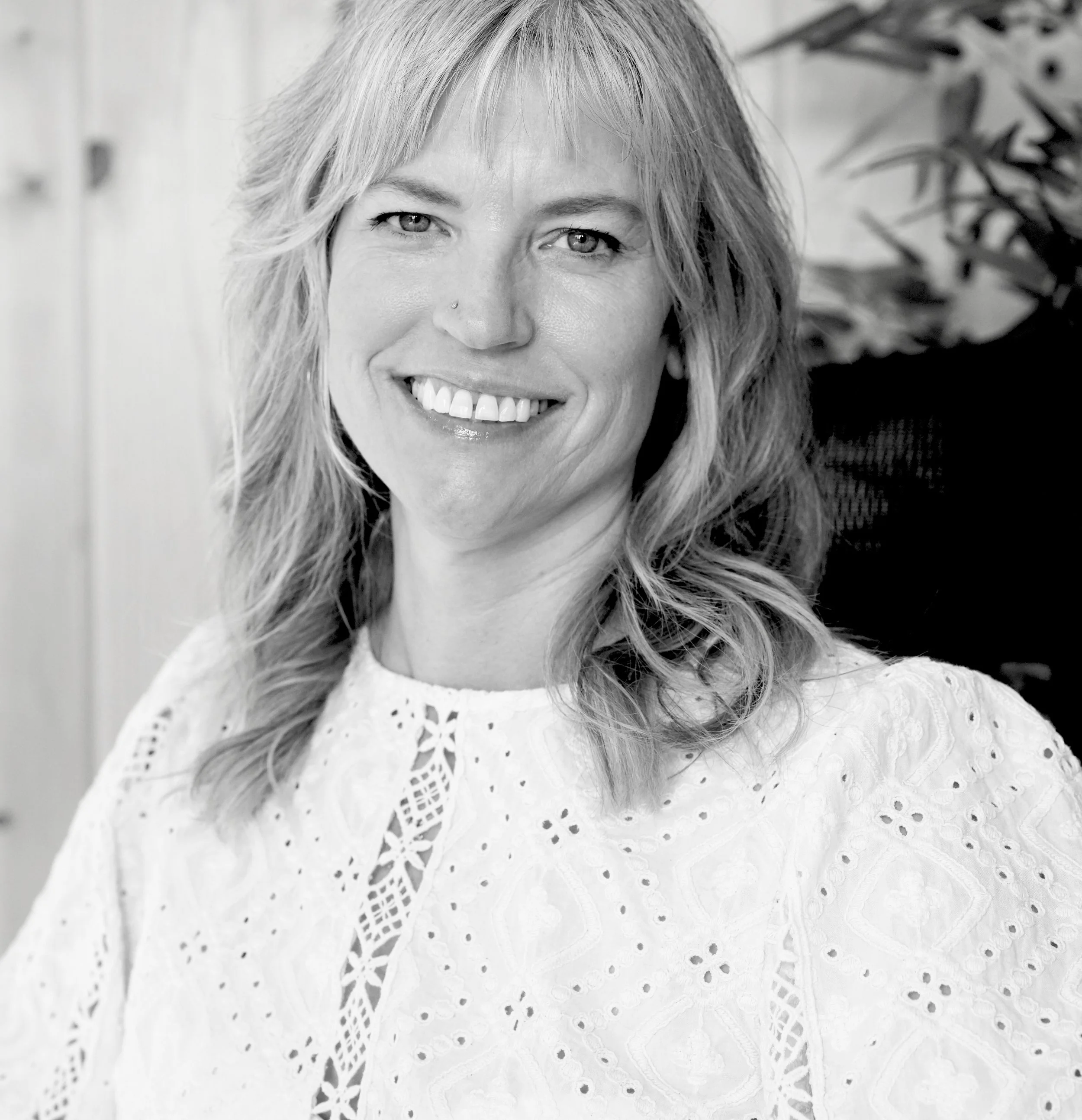 Adrienne van der Valk - Square Lightning