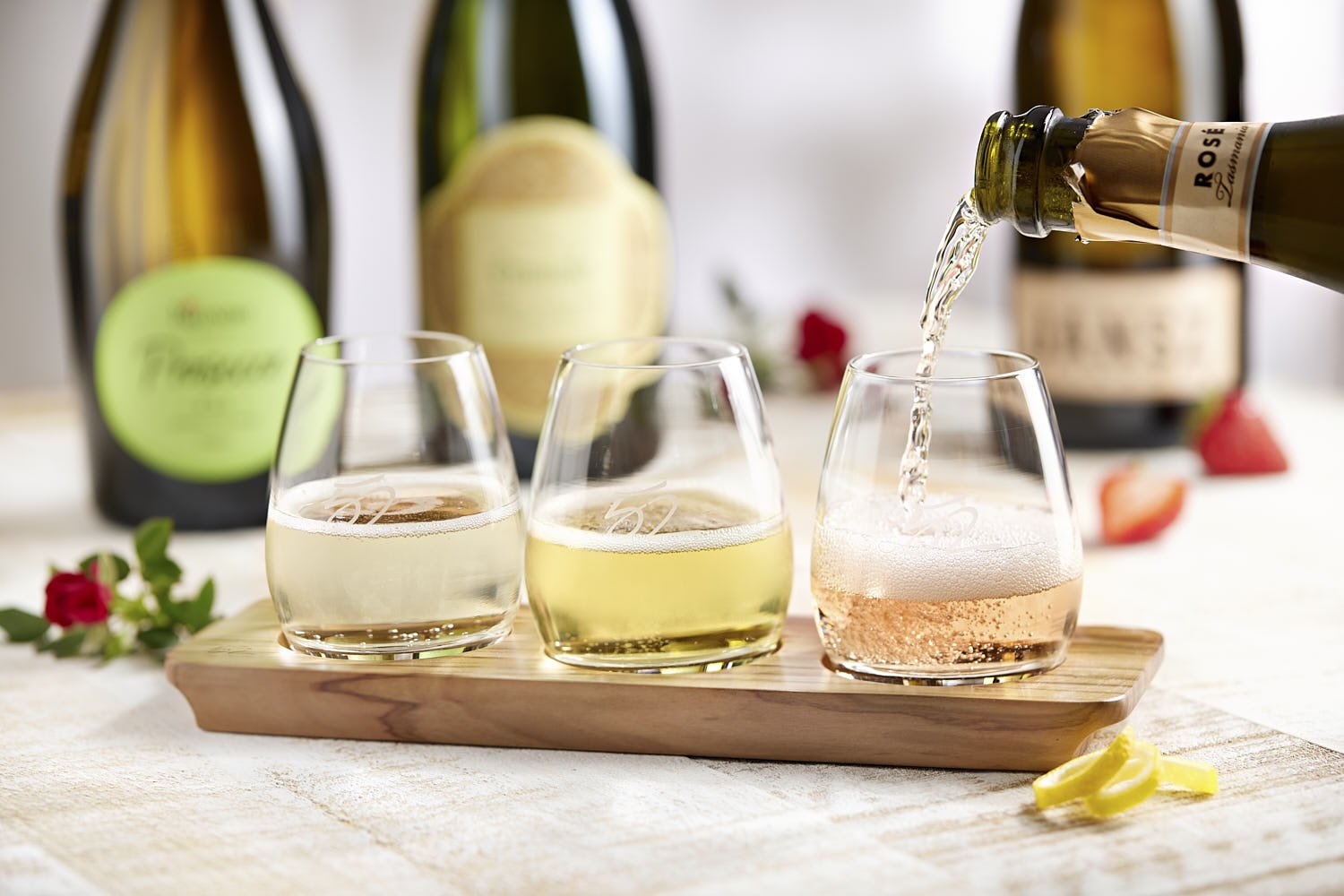 Orlando-Food-Photographer-Mike-Gluckman-S52-Sparkling-Flight-Pour