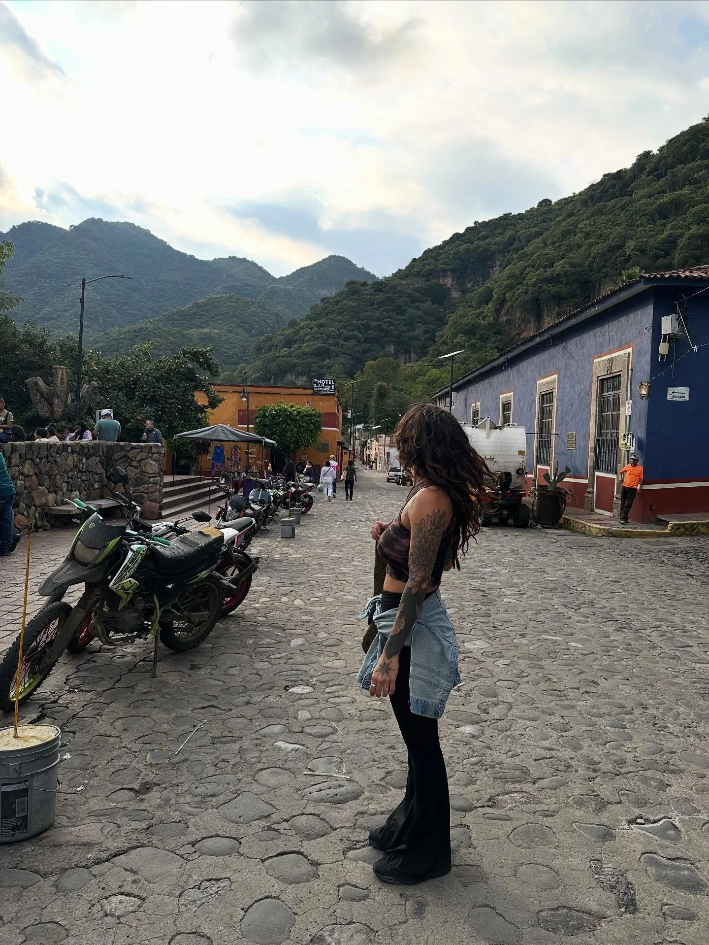 Malinalco what a pueblo m&aacute;gico you are.
.
.
.
#m&eacute;xico #mexicomagico #travel #love #connection #magic #mountainscape