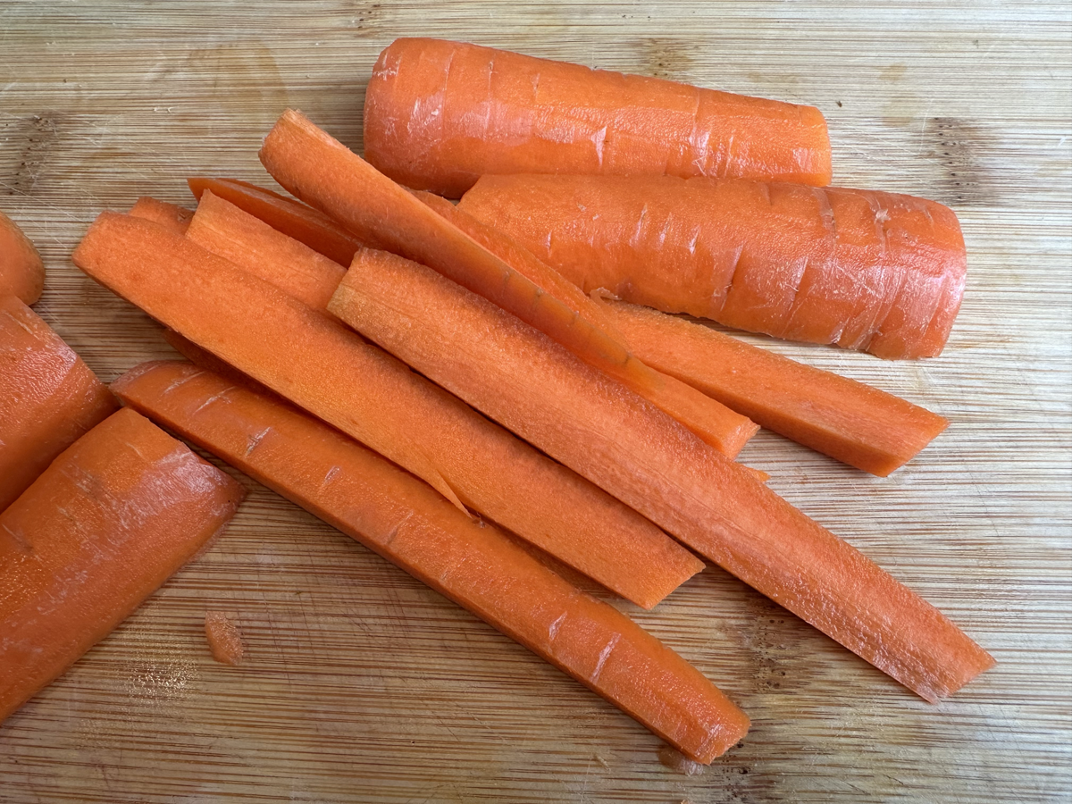 CutCarrots.png