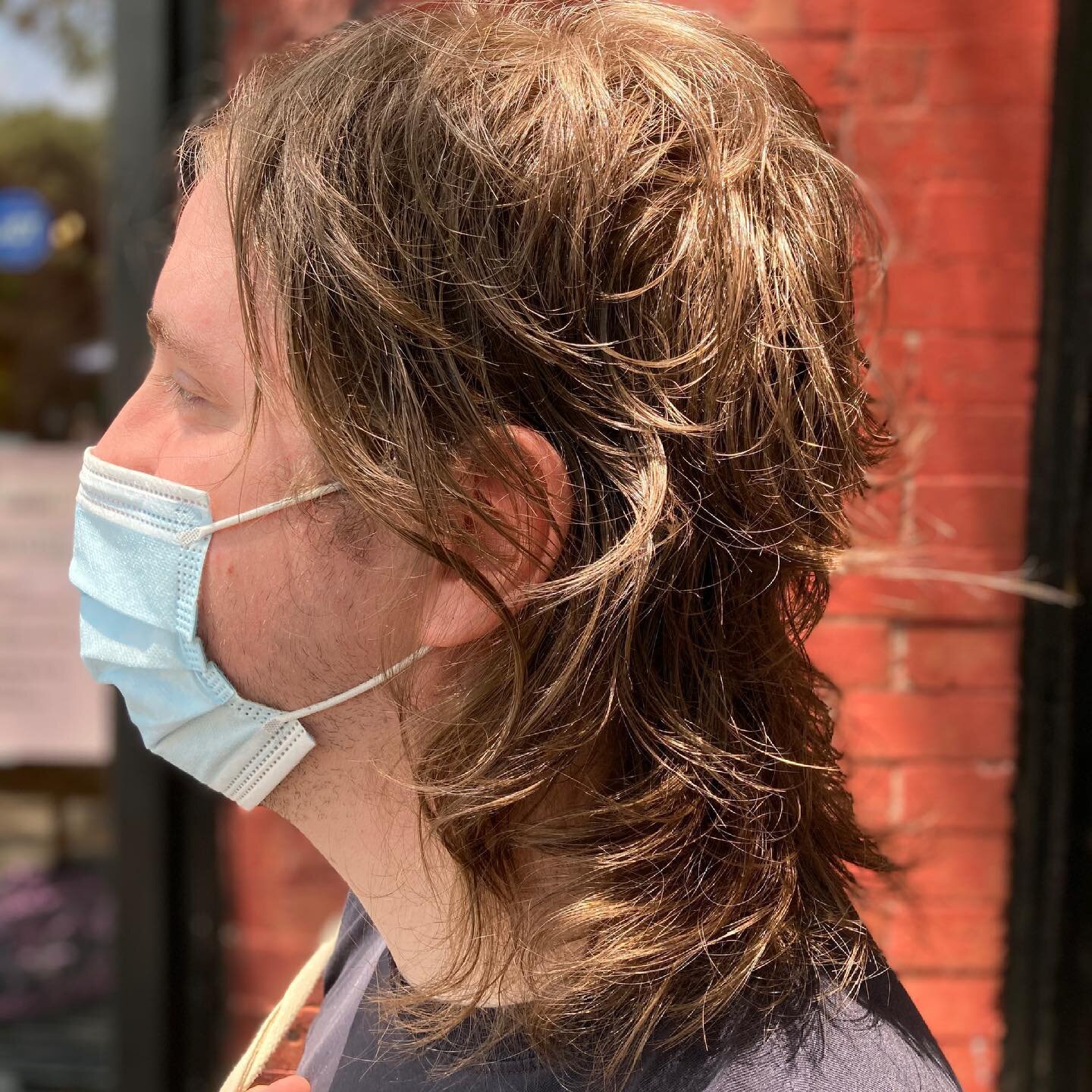 ✂️ Low-maintenance shaggy layers ✂️
Cut by @caro_rama , who specializes in low maintenance haircuts that grow out beautifully ✨

Link in bio to book! 🤟

🏙🏙🏙🏙🏙🏙🏙🏙🏙

#parkslope #parkslopebrooklyn #medusasalonny #shaghaircut 
#mullet #mulletha