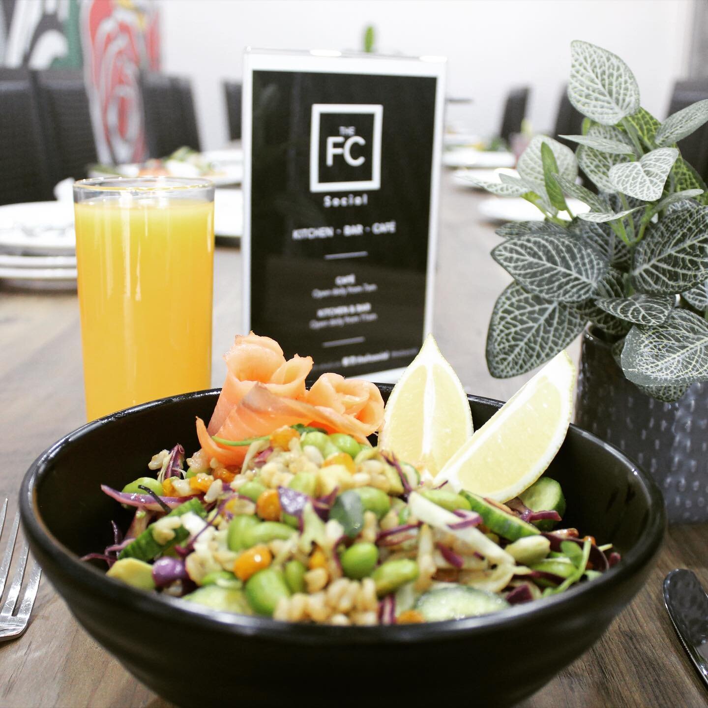 Have you tried one our Super Bowls?  Fresh, healthy and tasty! 
.
#pokebowl #thefcsocial #sunday #lunch #dinner