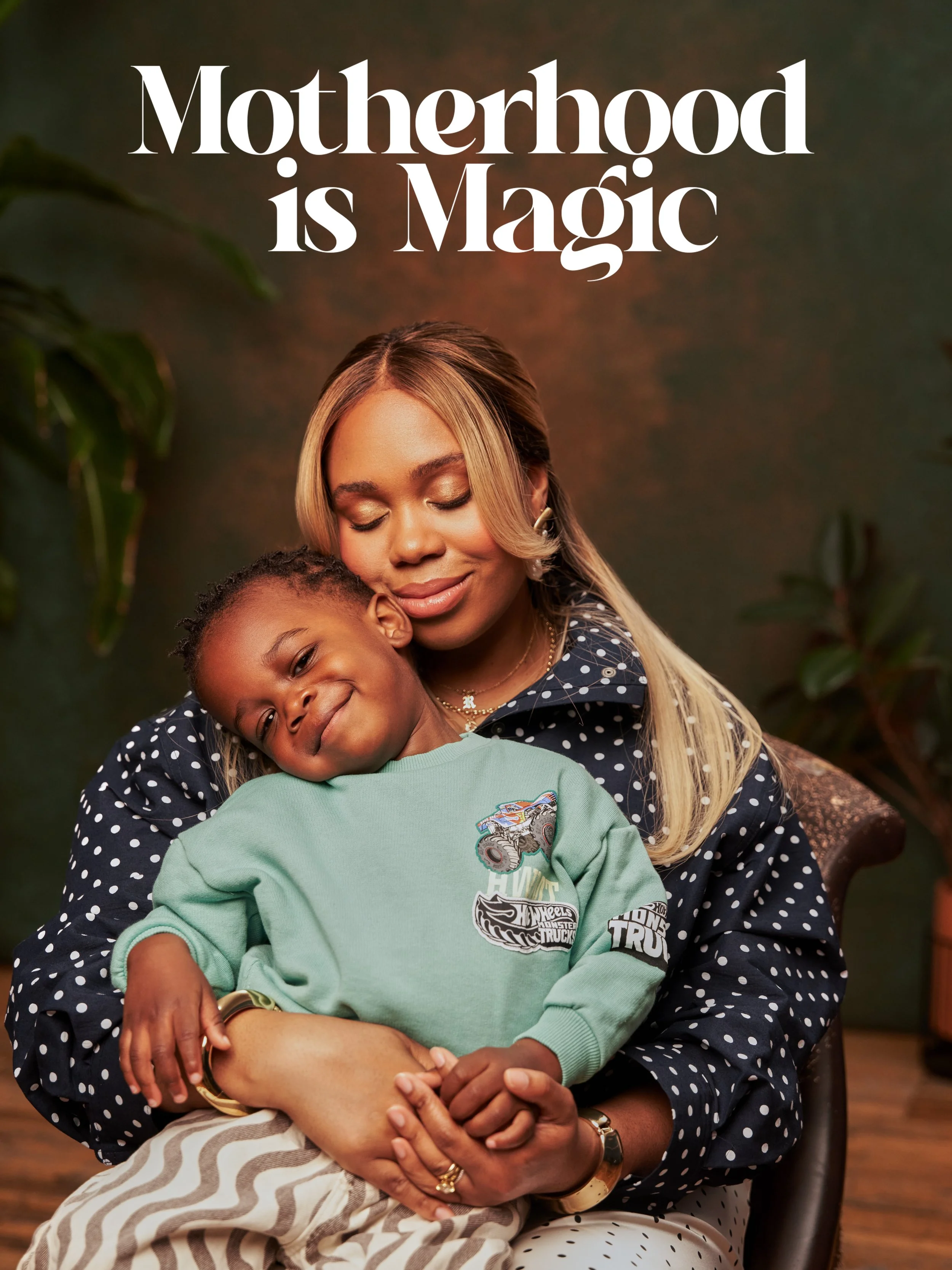 Motherhood_Is_Magic_Lakeisha8166 1_Branded.jpg