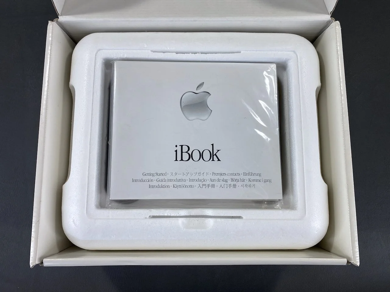 値引き中　APPLE iBook G3 作動確認無し元箱付き iBook G3 (Snow - 12
