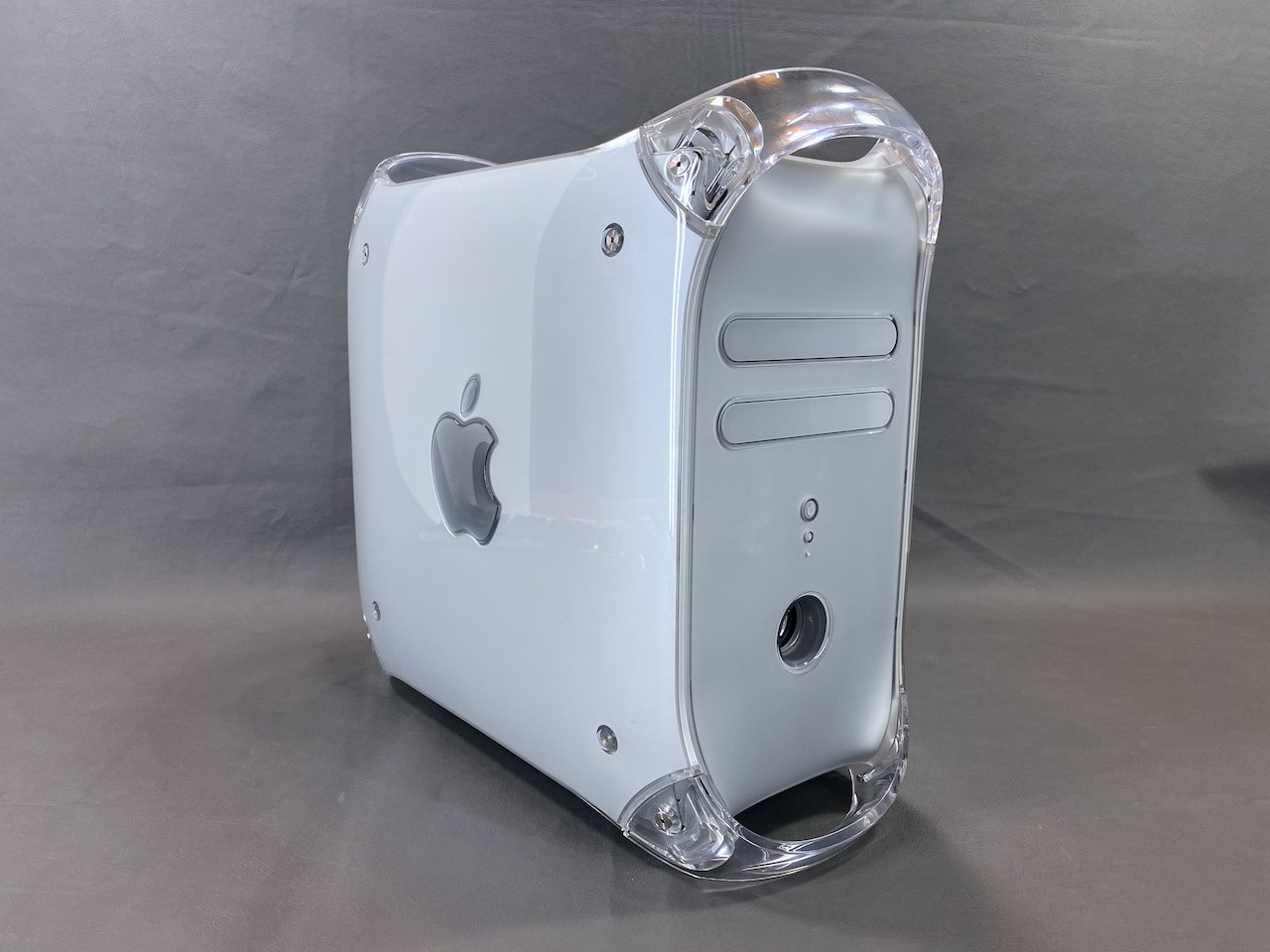 Power Mac G4 (Quicksilver) — mac27.net