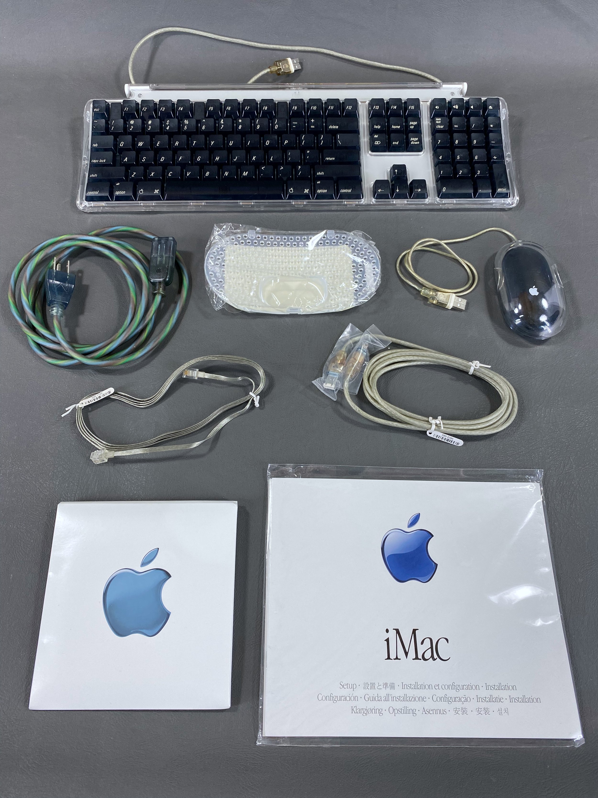 iMac G3 — mac27.net iMac G3 — mac27.net