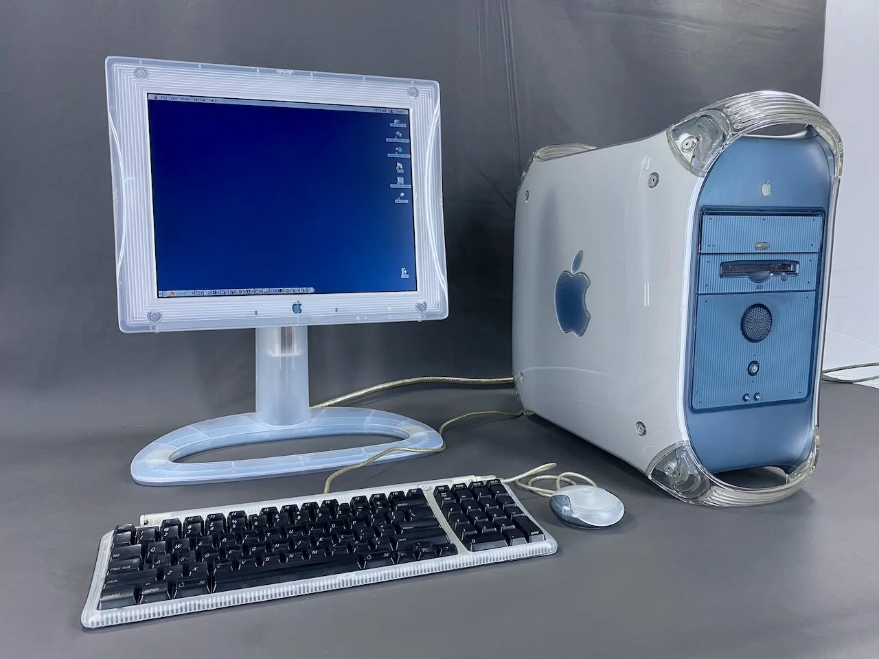Power Mac G4 (Graphite) — mac27.net