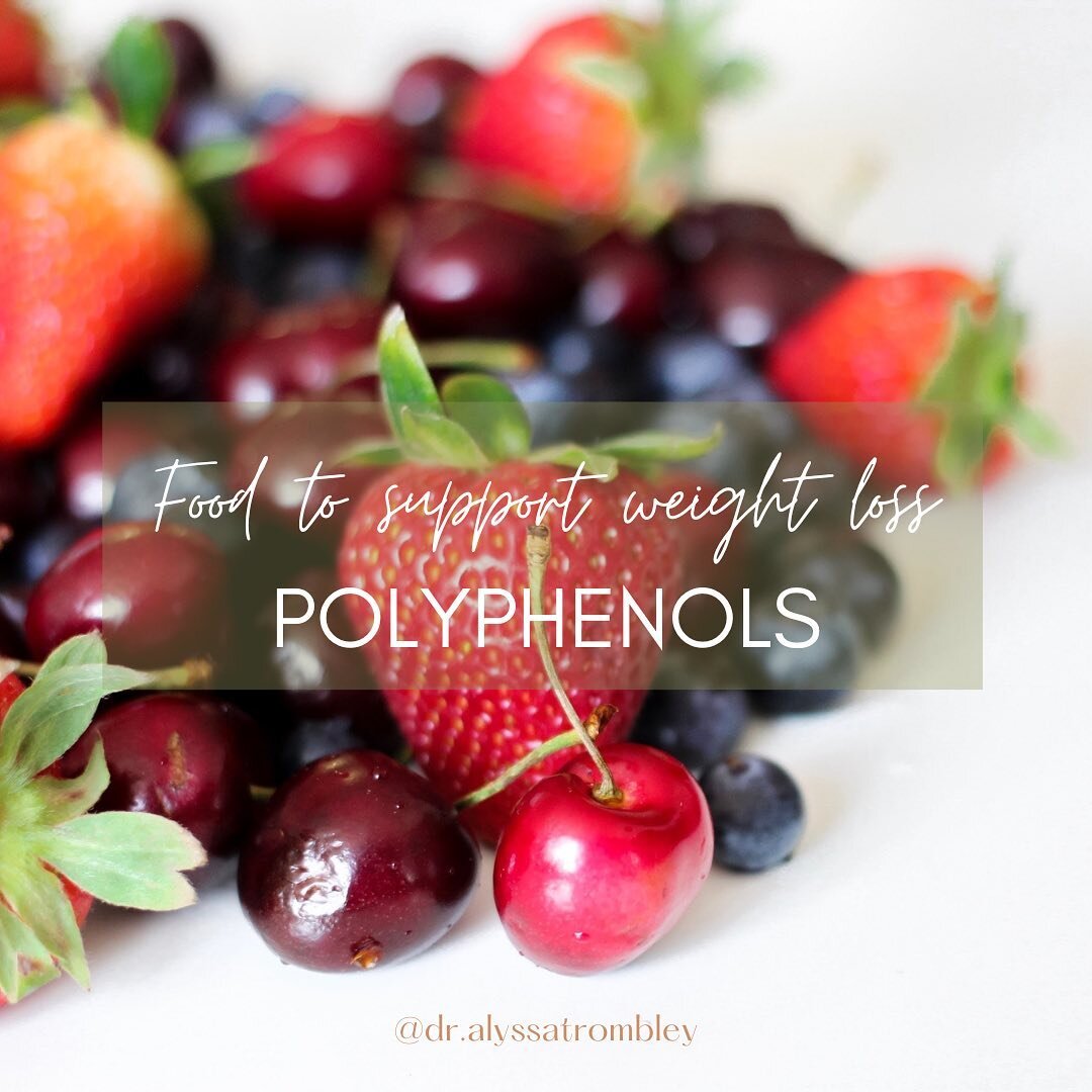 POLYPHENOLS 😍🫶🏼

Who else loves berry season?! 🙋🏼&zwj;♀️🍓🫐

Berries are a rich source of polyphenols - a powerful nutrient compound that you&rsquo;ve probably never heard of! ✨

Polyphenols are found in a variety of foods, such as berries, nut