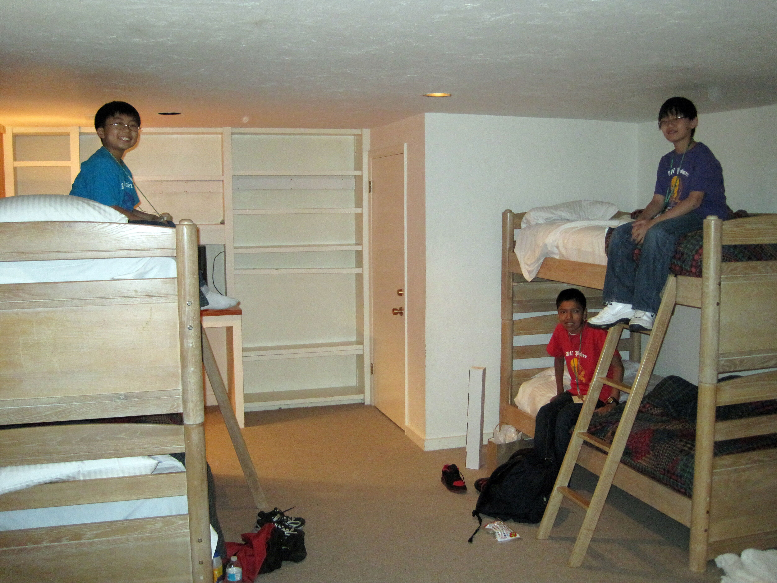  The boys' room 
