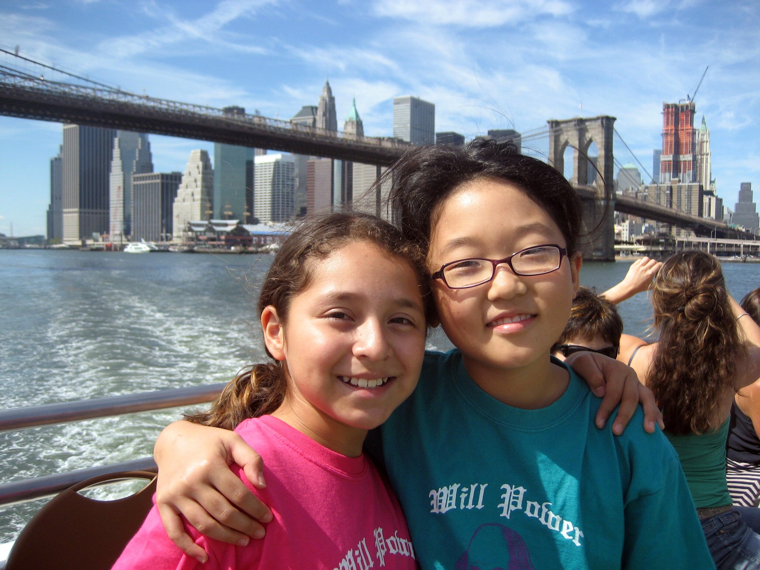  Lynette and Ye Rim at the Brooklyn Bridge 