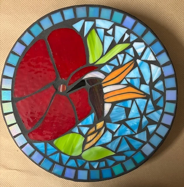 Humming Bird Garden Stone 14" Round
