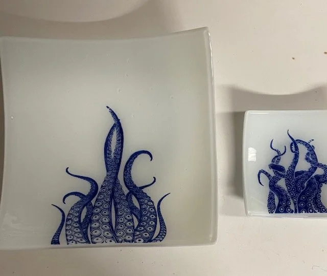 OCTOPUS PLATTER W/ 4 PLATES 
(SOLD)