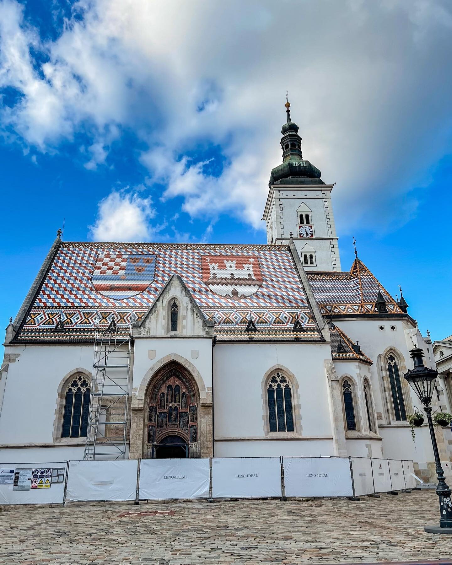 Under construction 🚧 but it was good seeing one of Zagreb&rsquo;s old buildings / landmark. 

#YanSolo #solotravel #girlswhotravel #zagreb #croatia #visitzagreb #visitcroatia #europe #travel #vacation #placestogo #placestovisit #church #pathport #pa