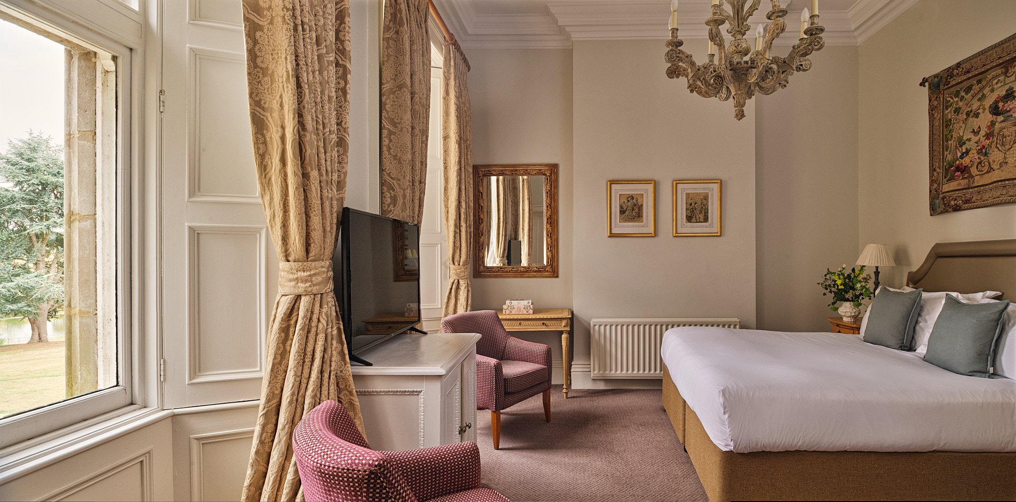 DAVID MALANHPH Fawsley Hall_Classic_Feature_Room_39_0982_Panorama-044.jpg