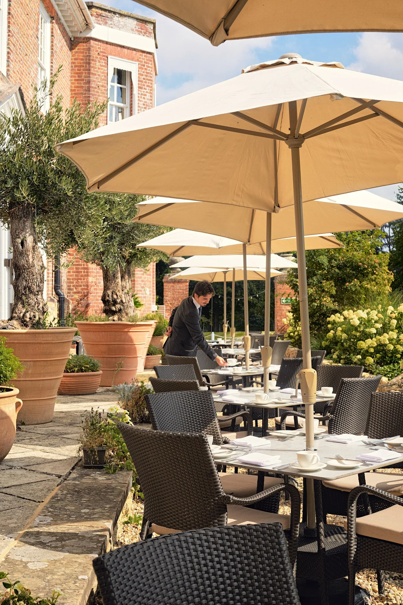 DAVID MALANHPH Chilston Park_Terrace_Dining_0362-584.jpg