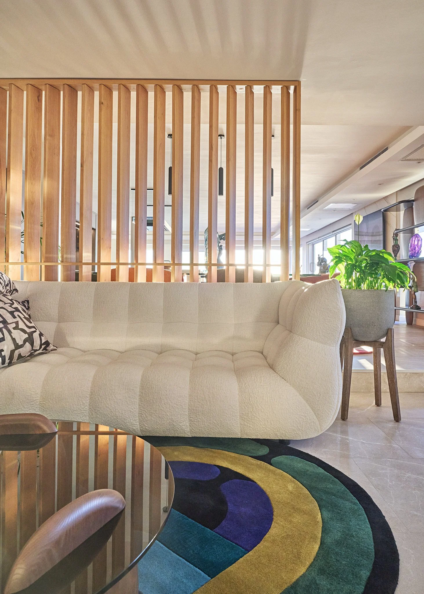 DAVID MALANRoche Bobois Camps Bay apartment_Capture_0276-081.jpg