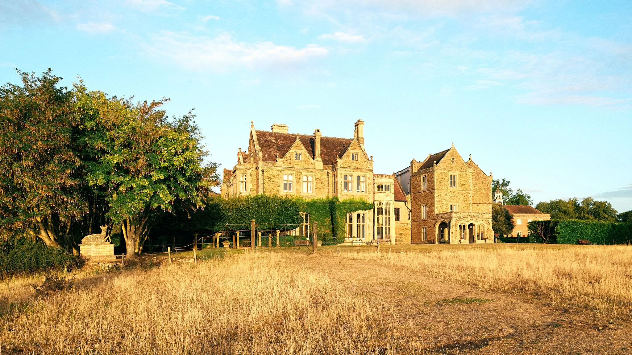 DAVID MALANHPH Fawsley Hall_Gardens & Exterior_0236-083.jpg