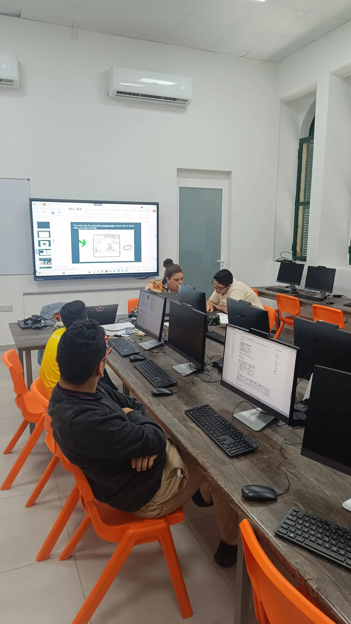 WhatsApp Image 2025-11-12 at 14.08.26_a7e04f5f.jpg