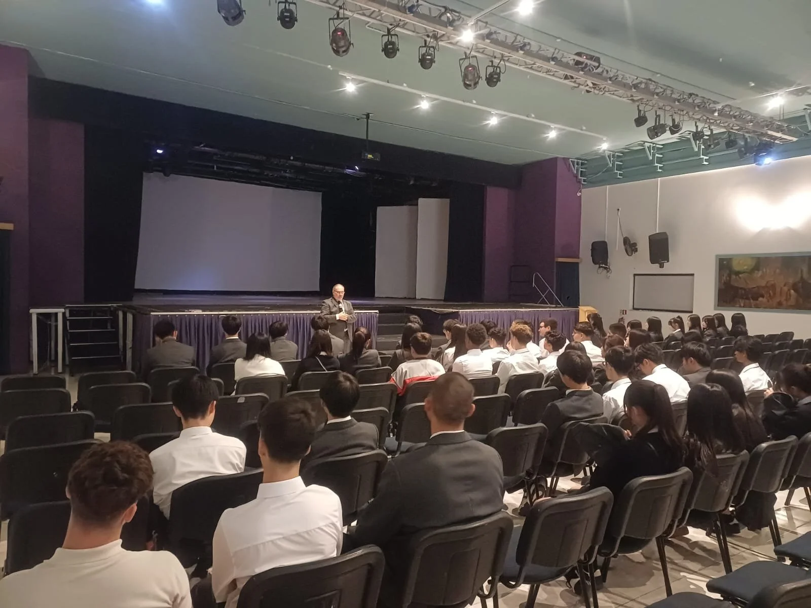 WhatsApp Image 2025-11-12 at 14.09.11_22b54133.jpg