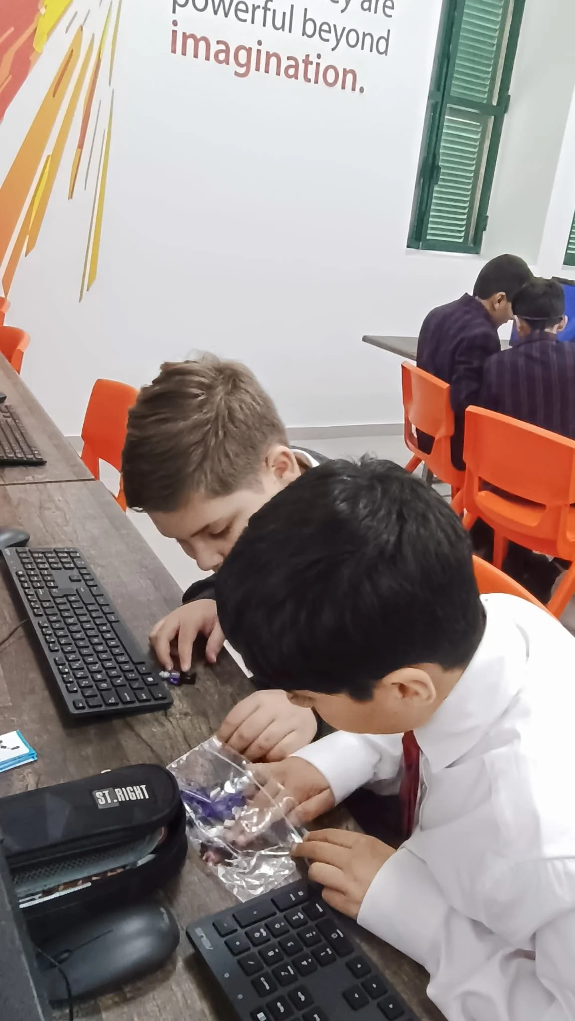 WhatsApp Image 2025-11-25 at 09.06.12_1a219105.jpg