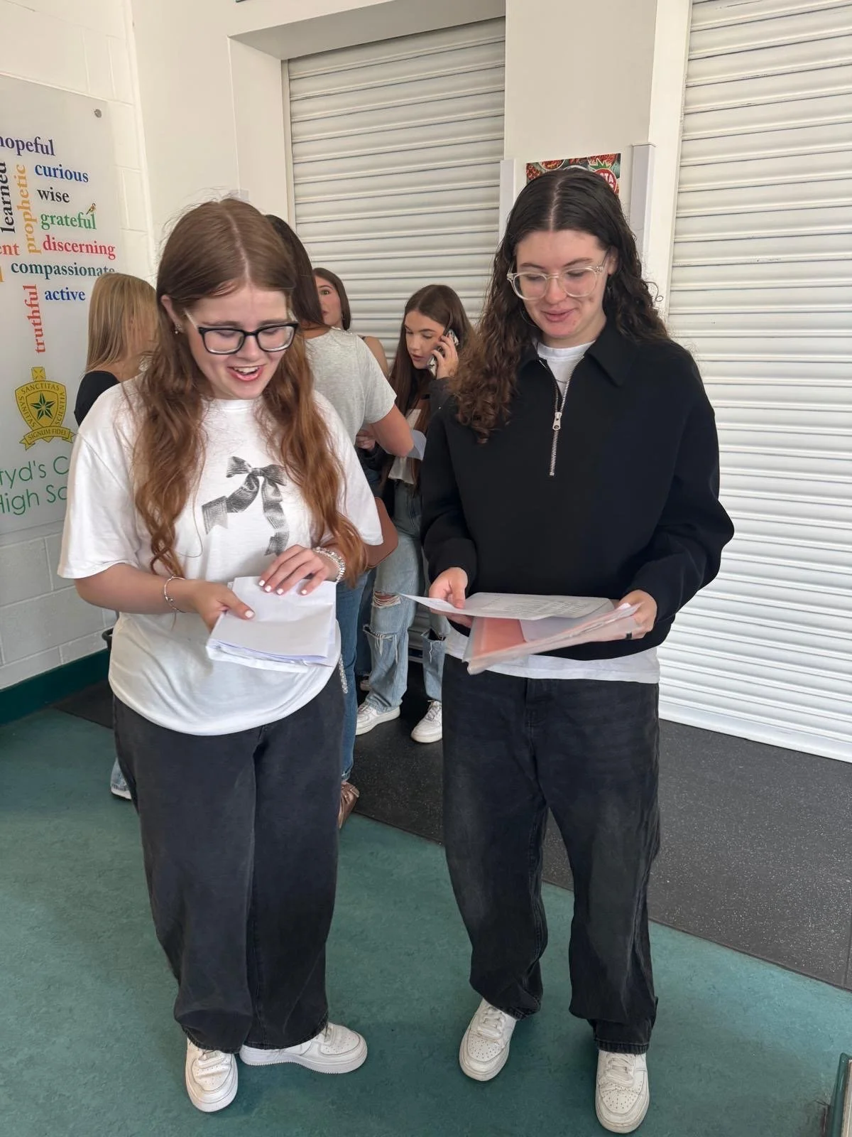 GCSE Results Day (2).JPG