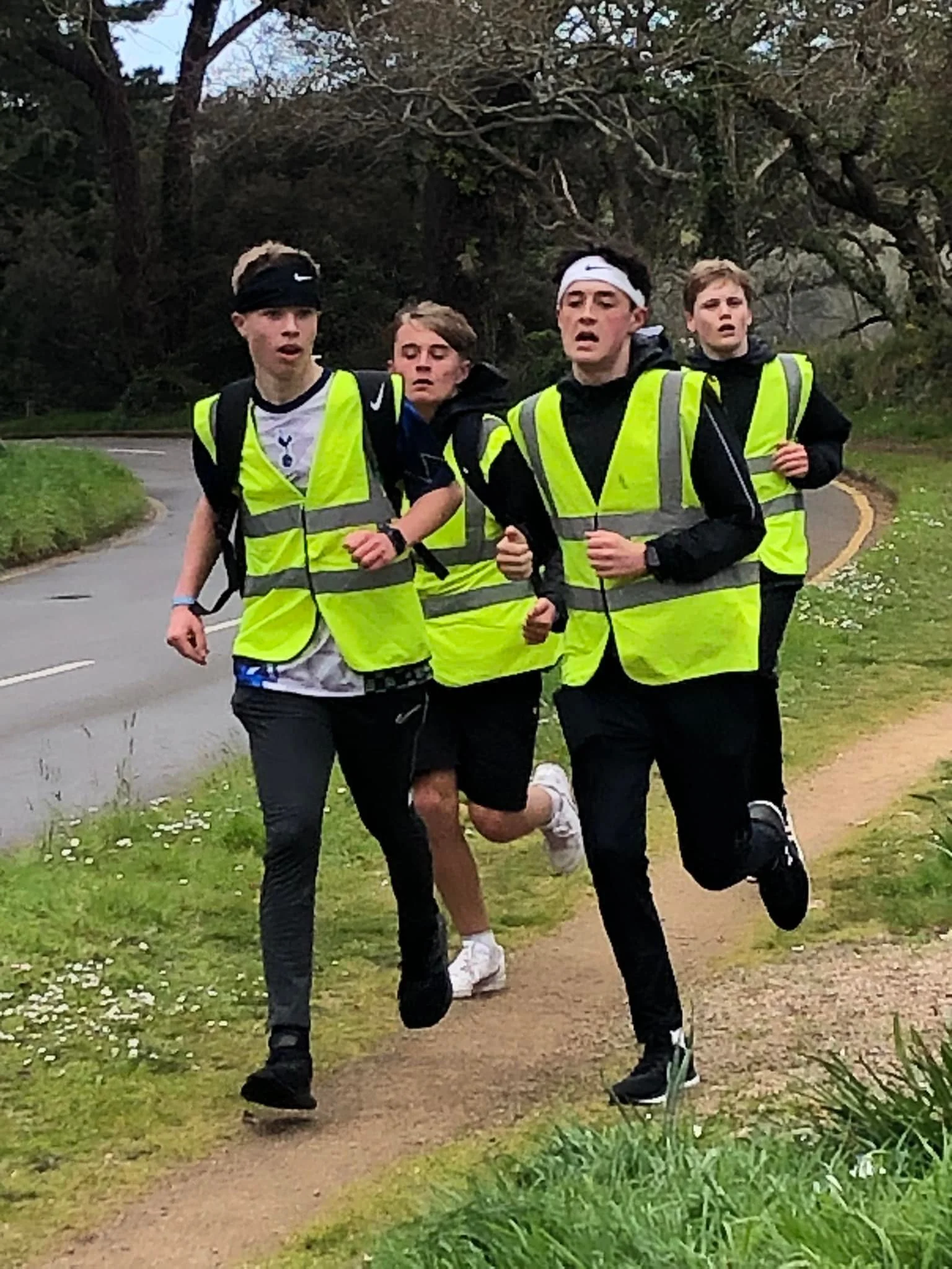 Jersey Students Complete Island Walk For Charity La Salle