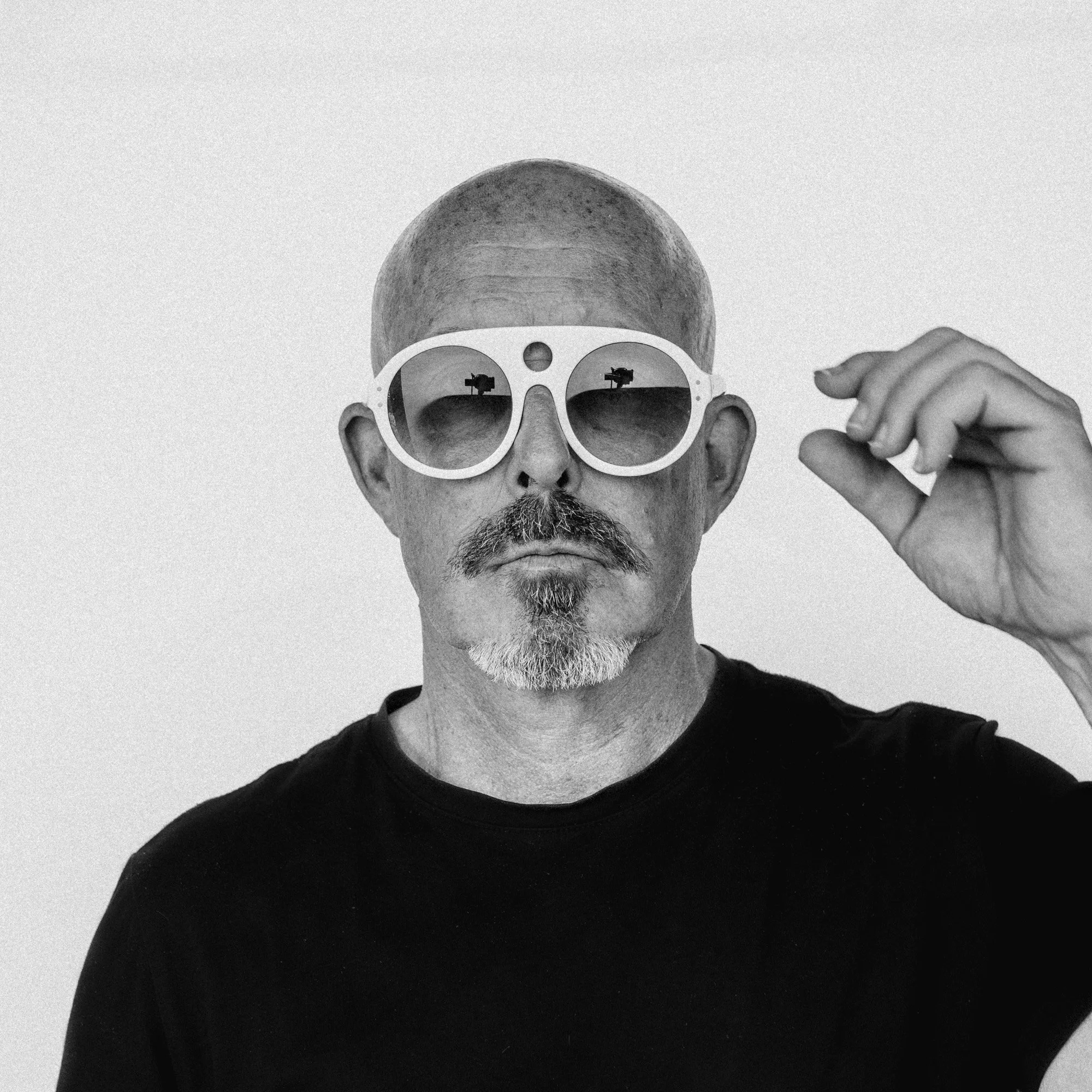 -DSC0329454ben-Edit-eyewear web.jpg