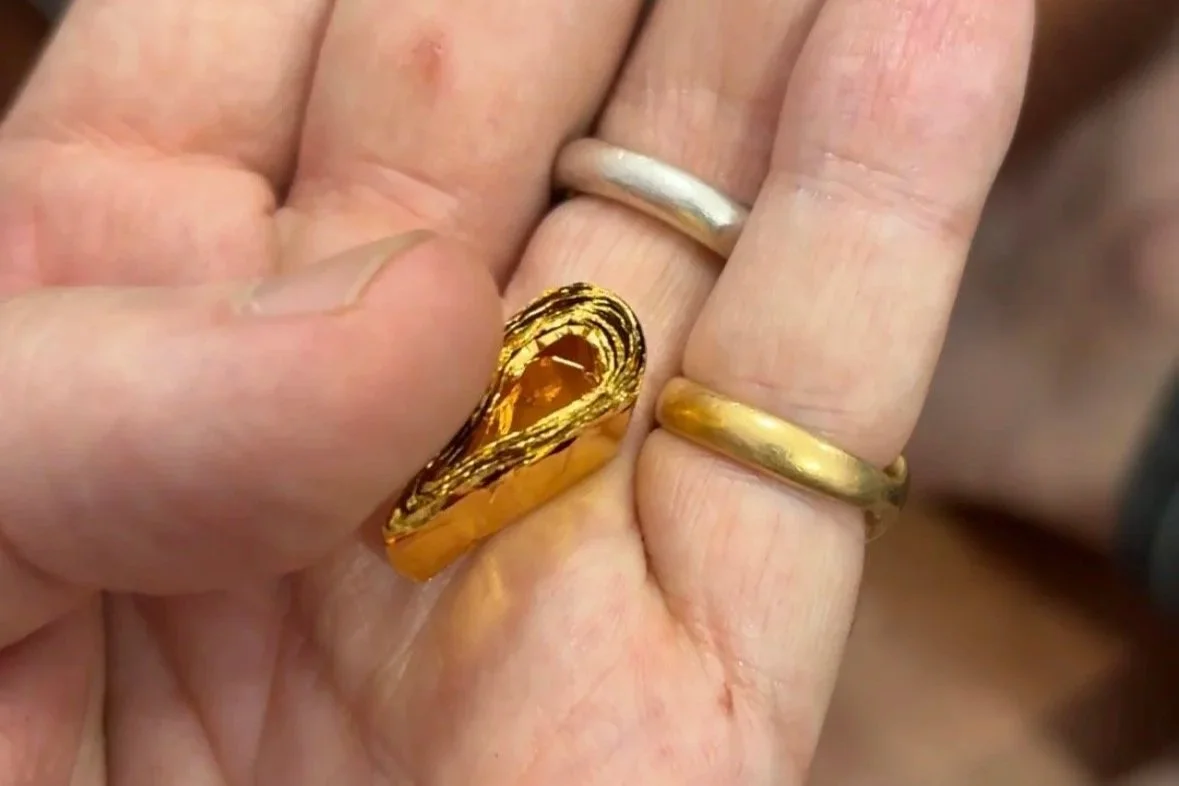 Pure gold kundan ribbon