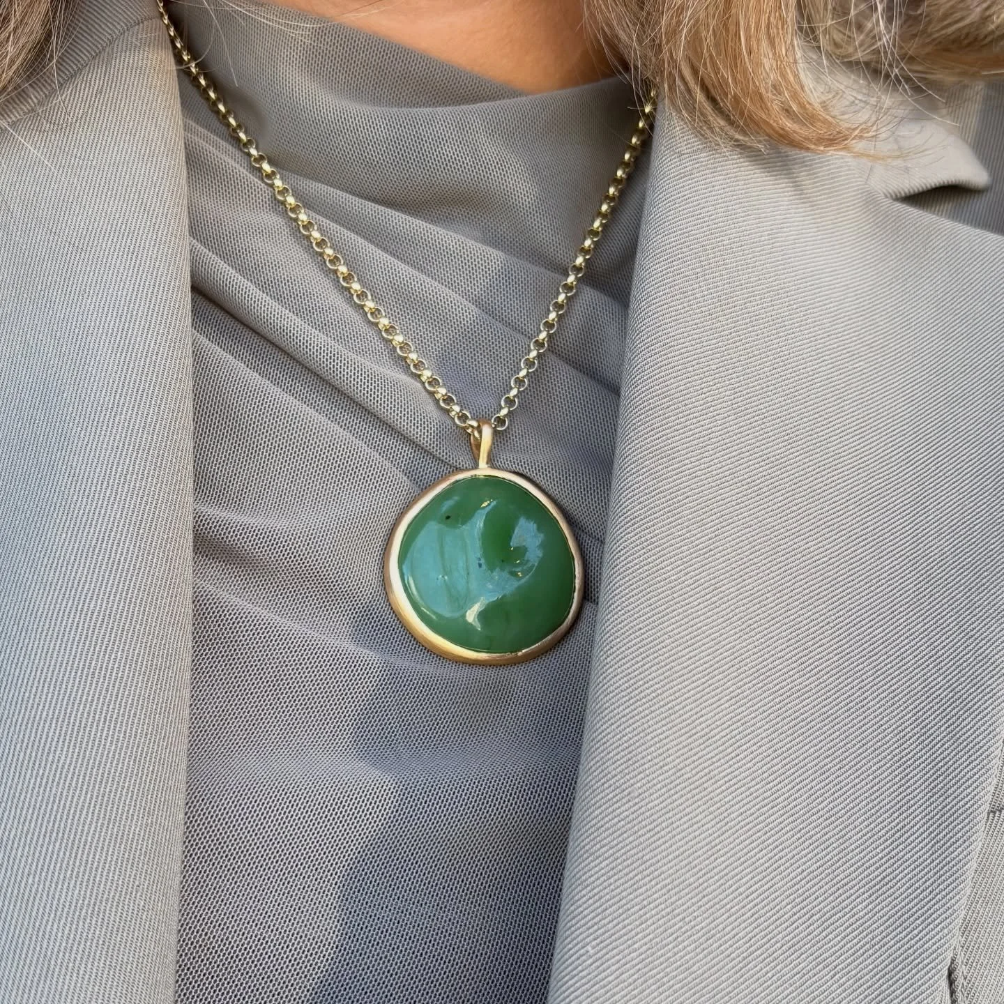 Dreams and ideas are plentiful, but bespoke fine jewellery requires investment and faith from the customer for me to make heirlooms come to life. 

I love working with confident customers who trust me to create a one-of-a-kind piece. Being a predomin