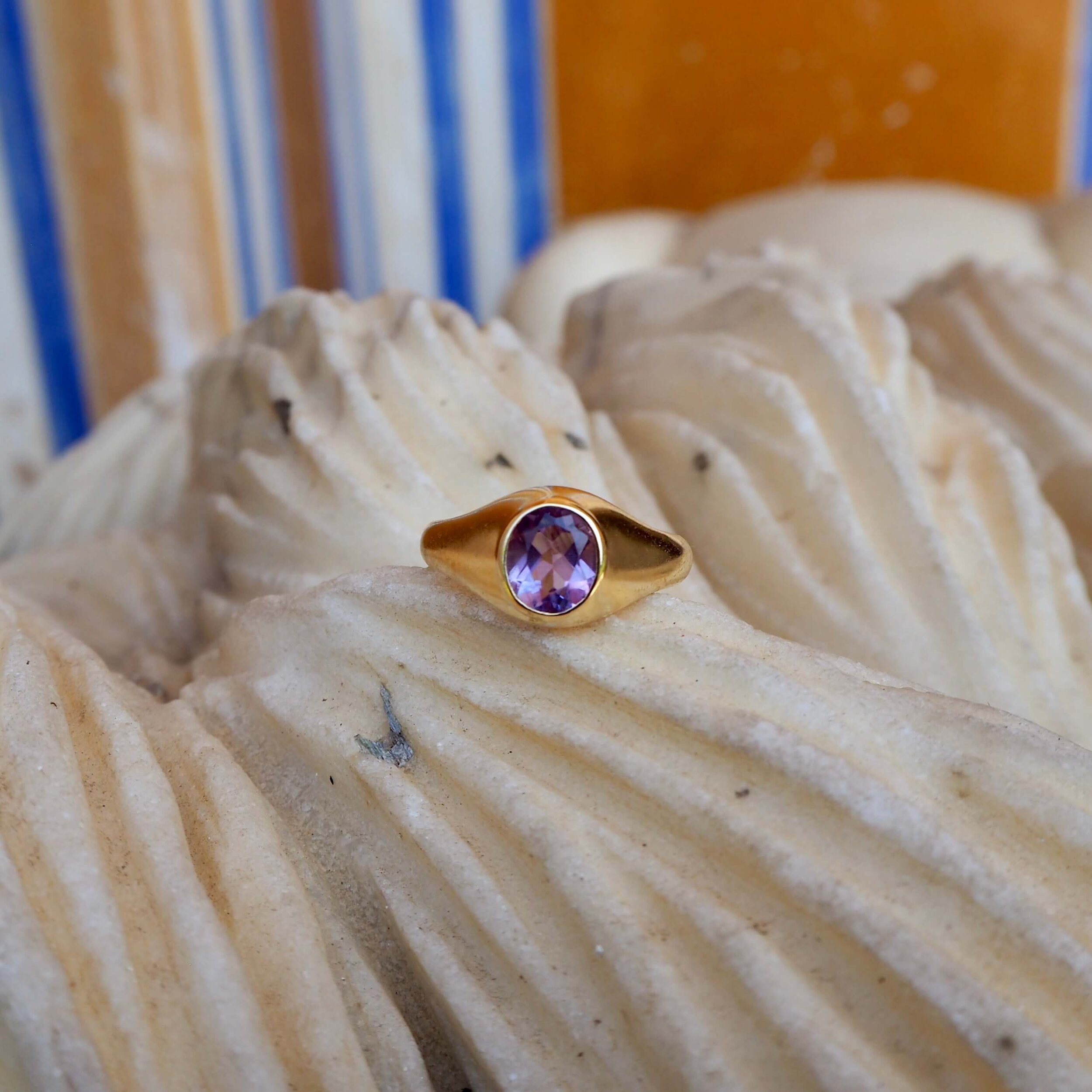 amethyst-in-18k-gold-ring.jpeg