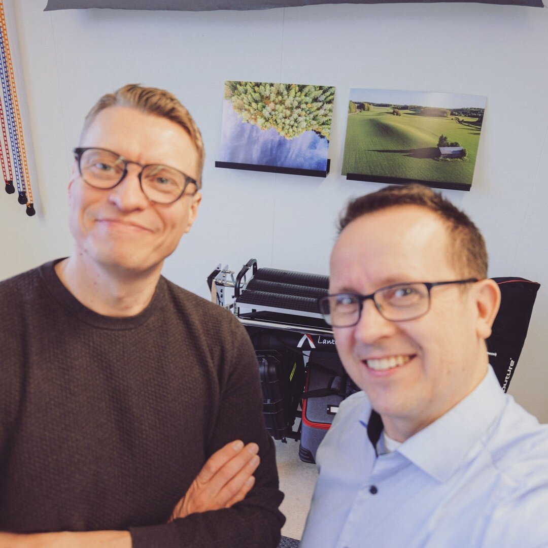 Our selfie game might be out of focus, but our video production skills are crystal clear. 🎥😂 Multifoto turns 10 years old today! This was the same year that Anders founded Hellefilms, so we both have a decade of entrepreneurship to celebrate today!